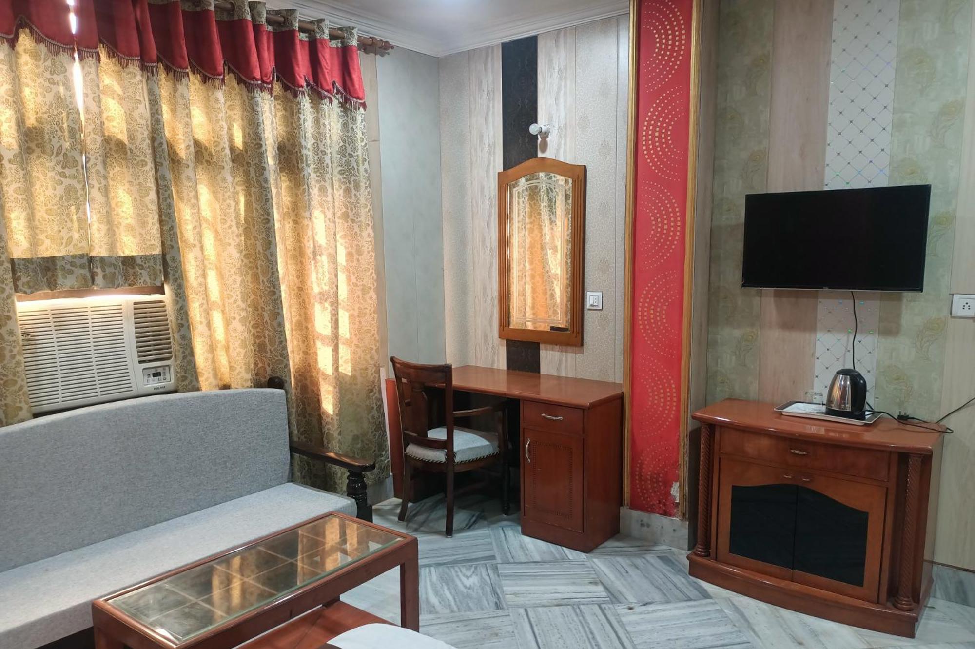 Hotel Riz Varanasi Exterior photo